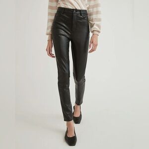 RW&CO Faux Leather High-Rise Slim Fit Pant 32